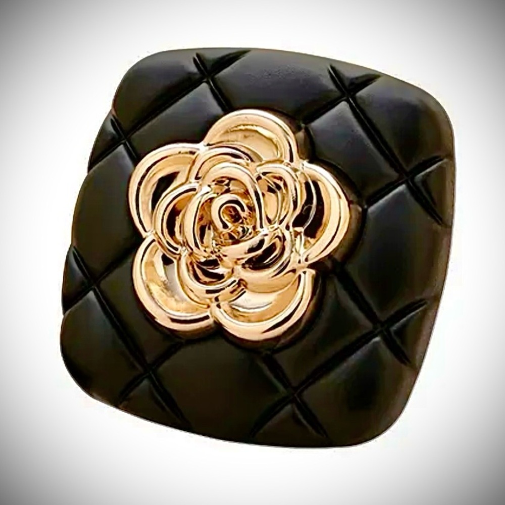 🤩22mm(set of 6) textured BlackMatteMetal/GoldenCamila topped shank buttons